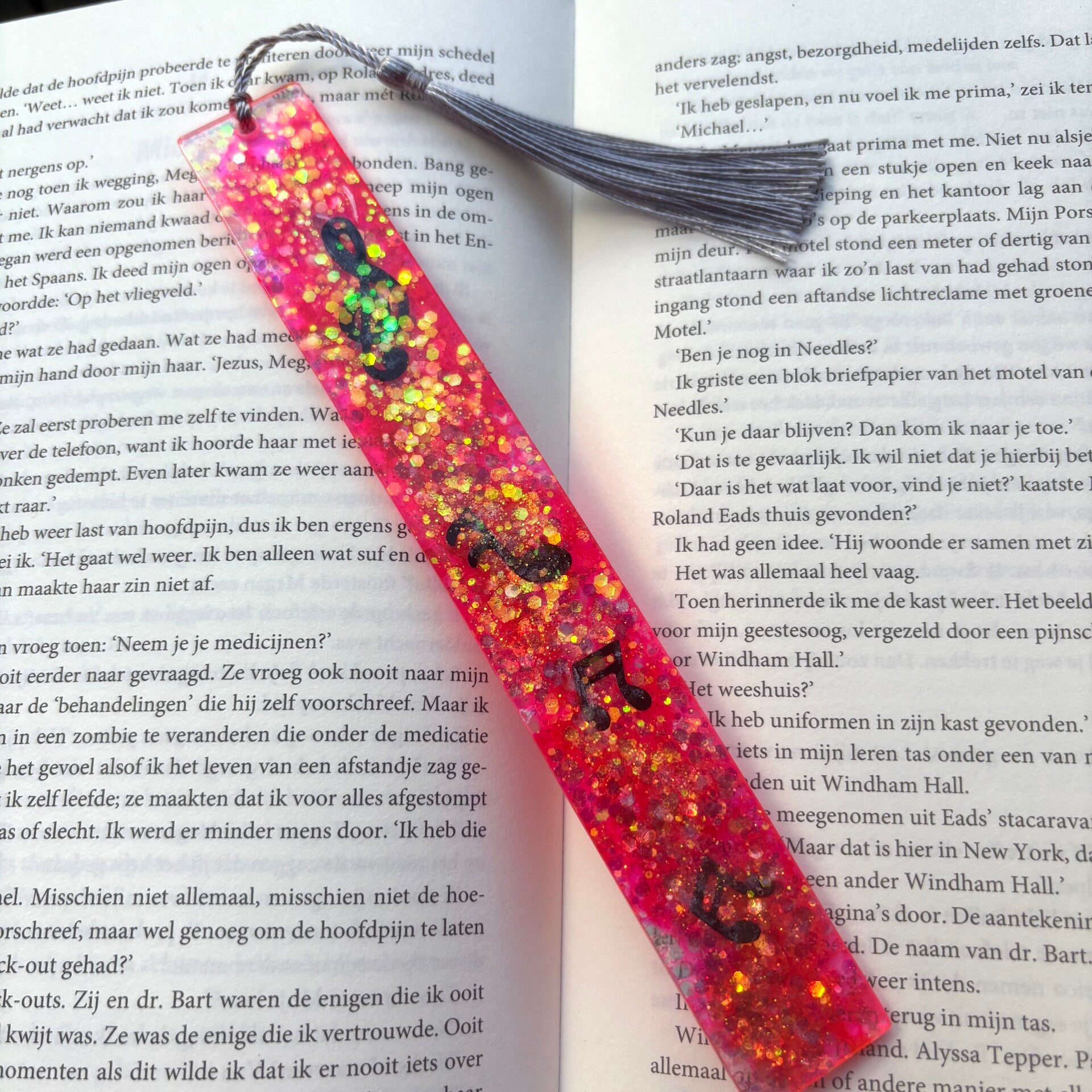 Epoxy - Glitter bomb / muzieknootjes en roze