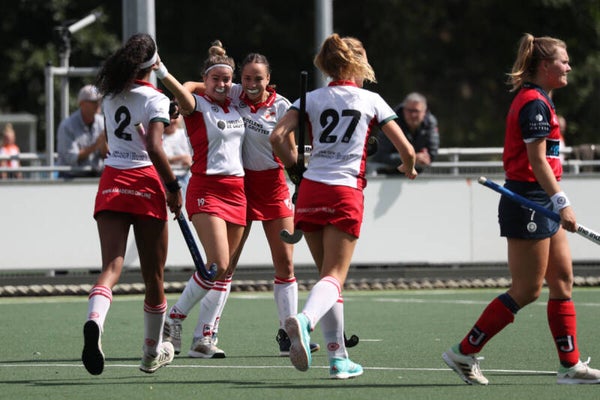 Dubbele nummers Zwart voor HC MOP thuis shirt