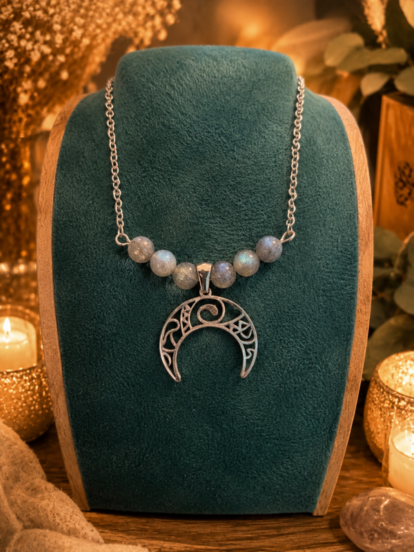 Collier en acier inoxydable avec des pierres en Labradorite