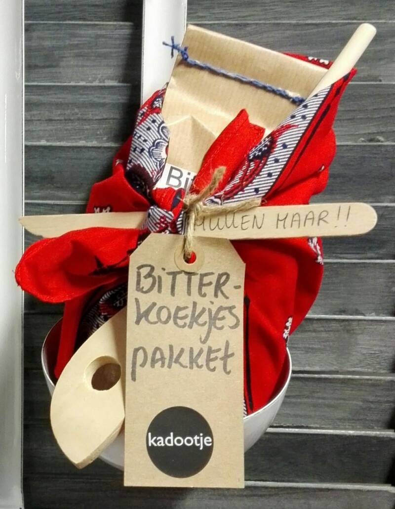 bitterkoekjespakket.jpg