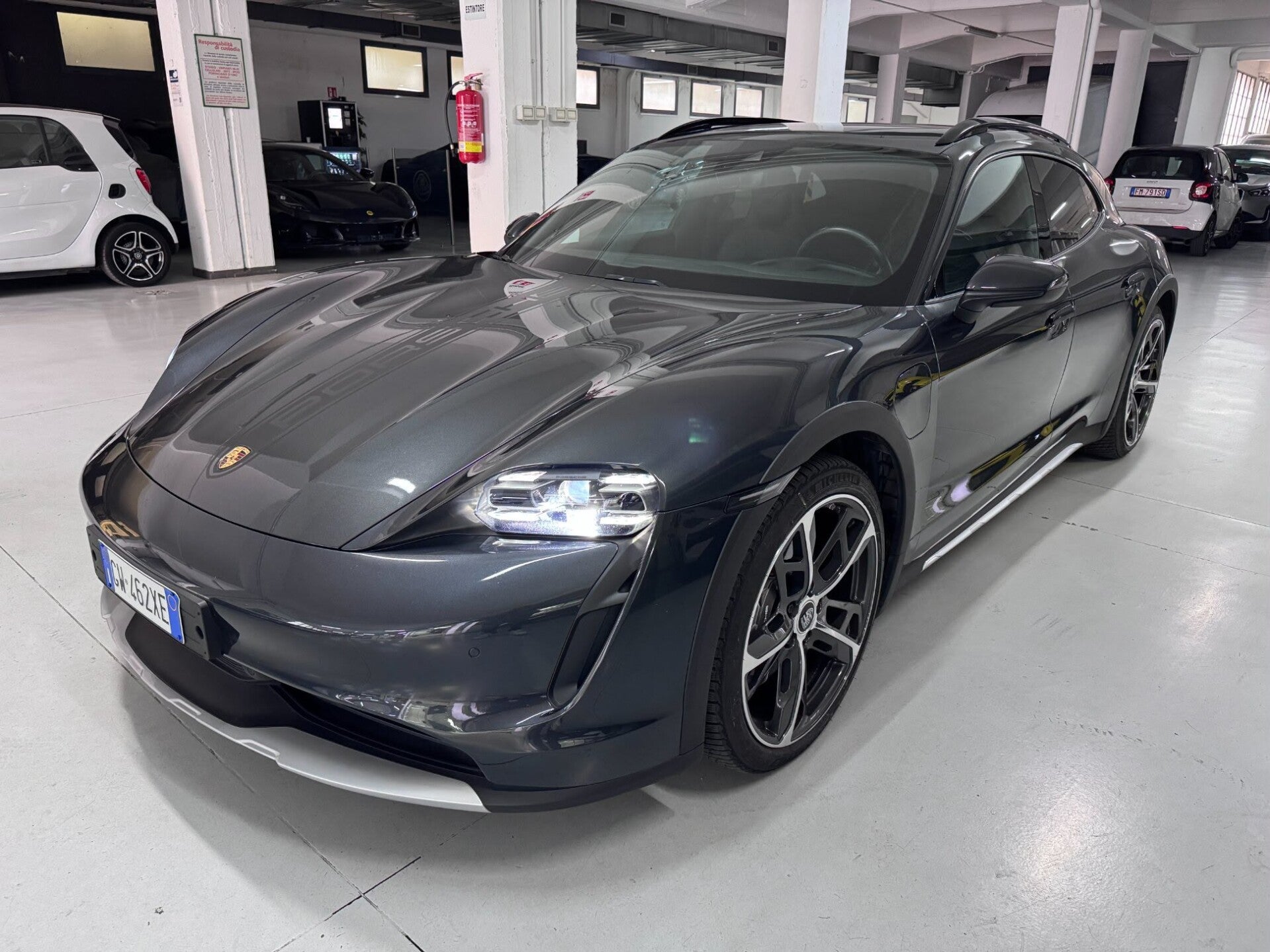 Porsche taycan 4