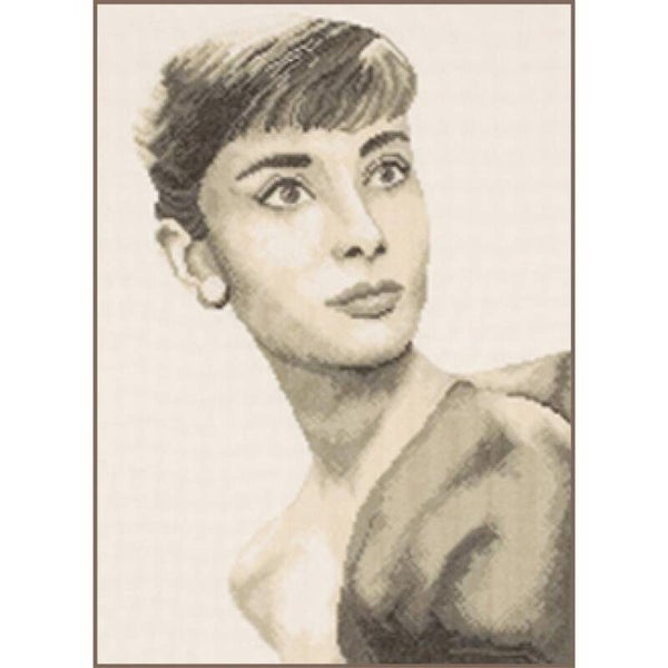 * audrey Hepburn