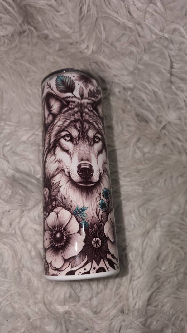 Tumbler wolf