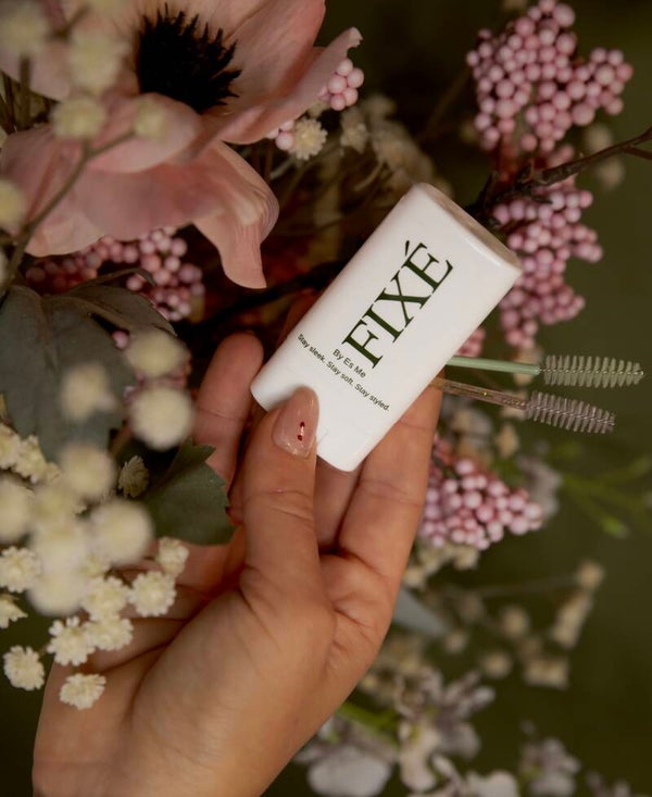 Fixé brow stick