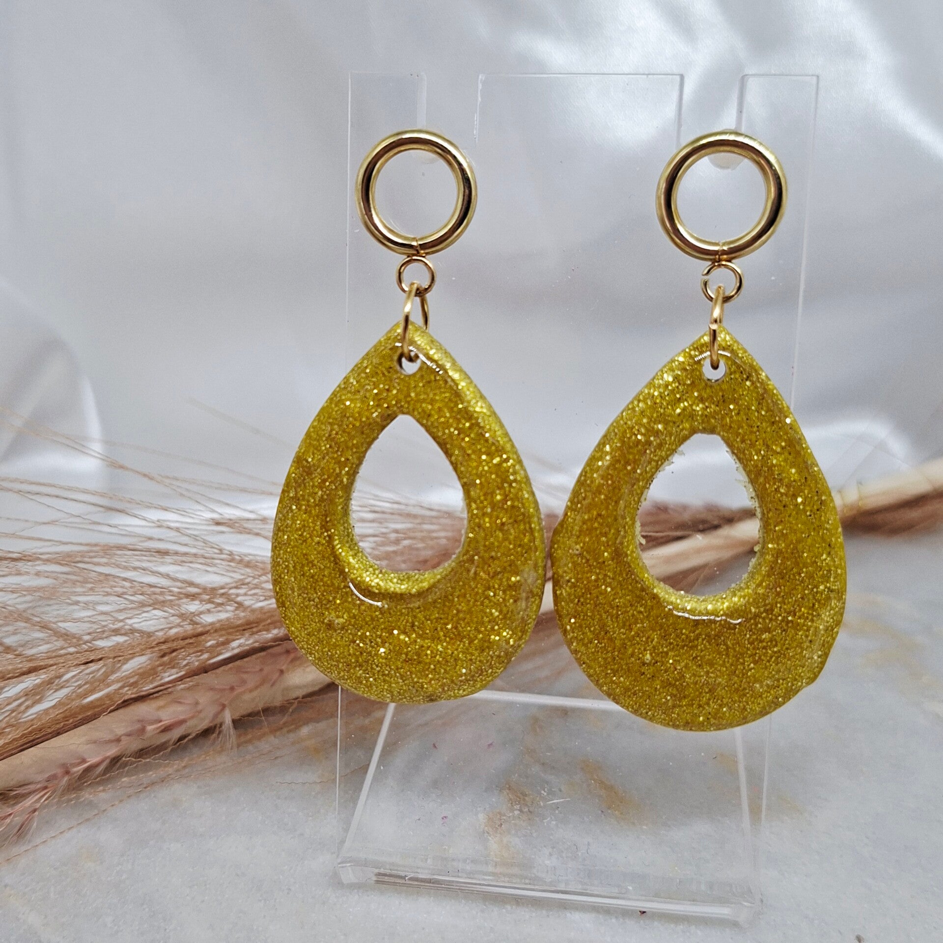 Gouden glitter oorbellen