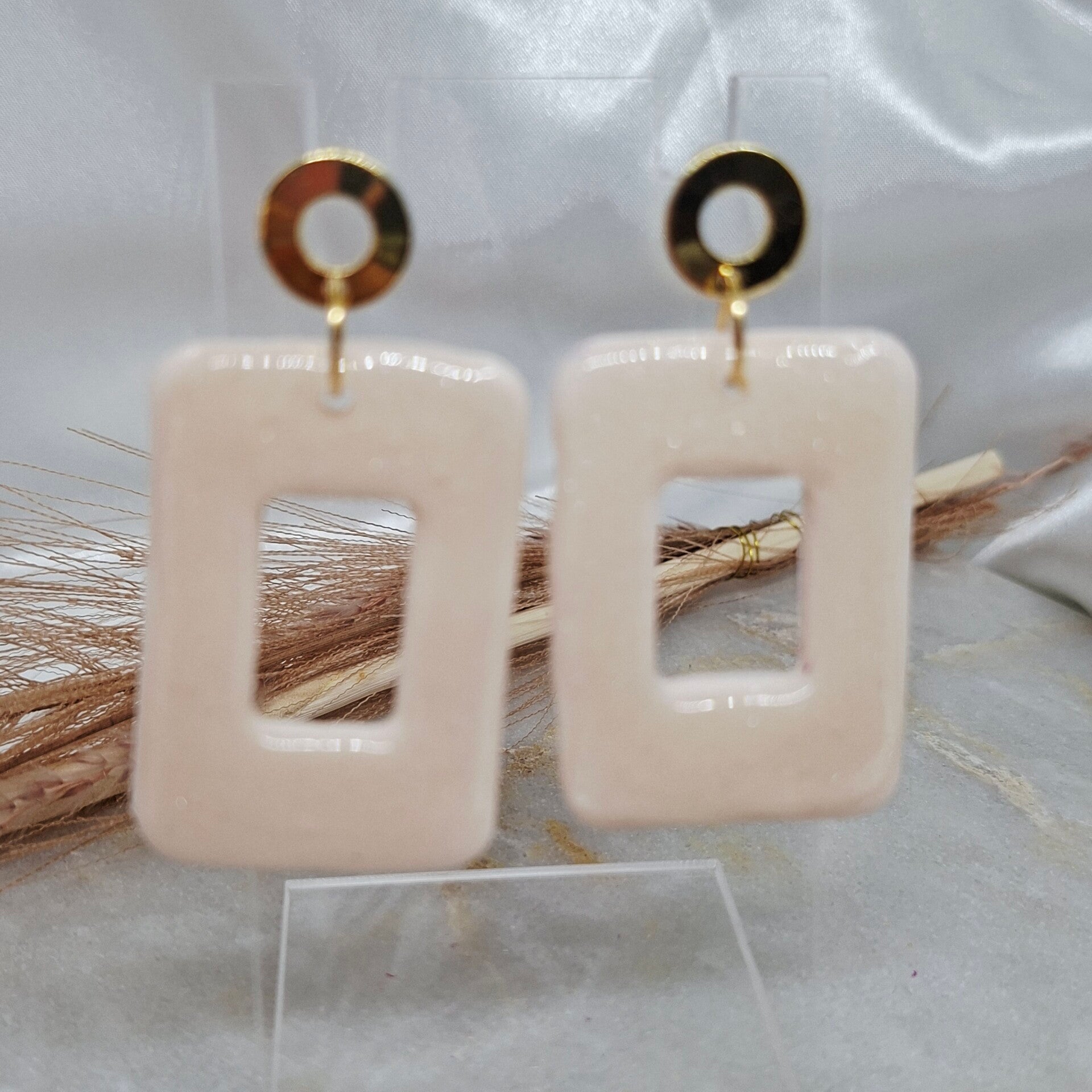 Witte glitter oorbellen