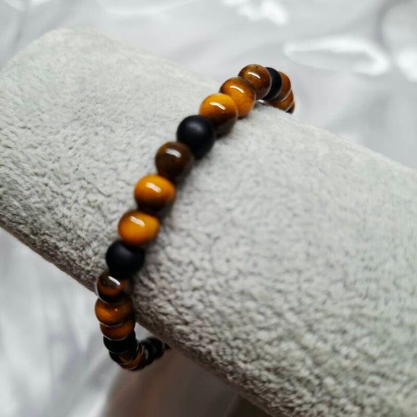 Tijgeroog en lavasteen armband 6mm