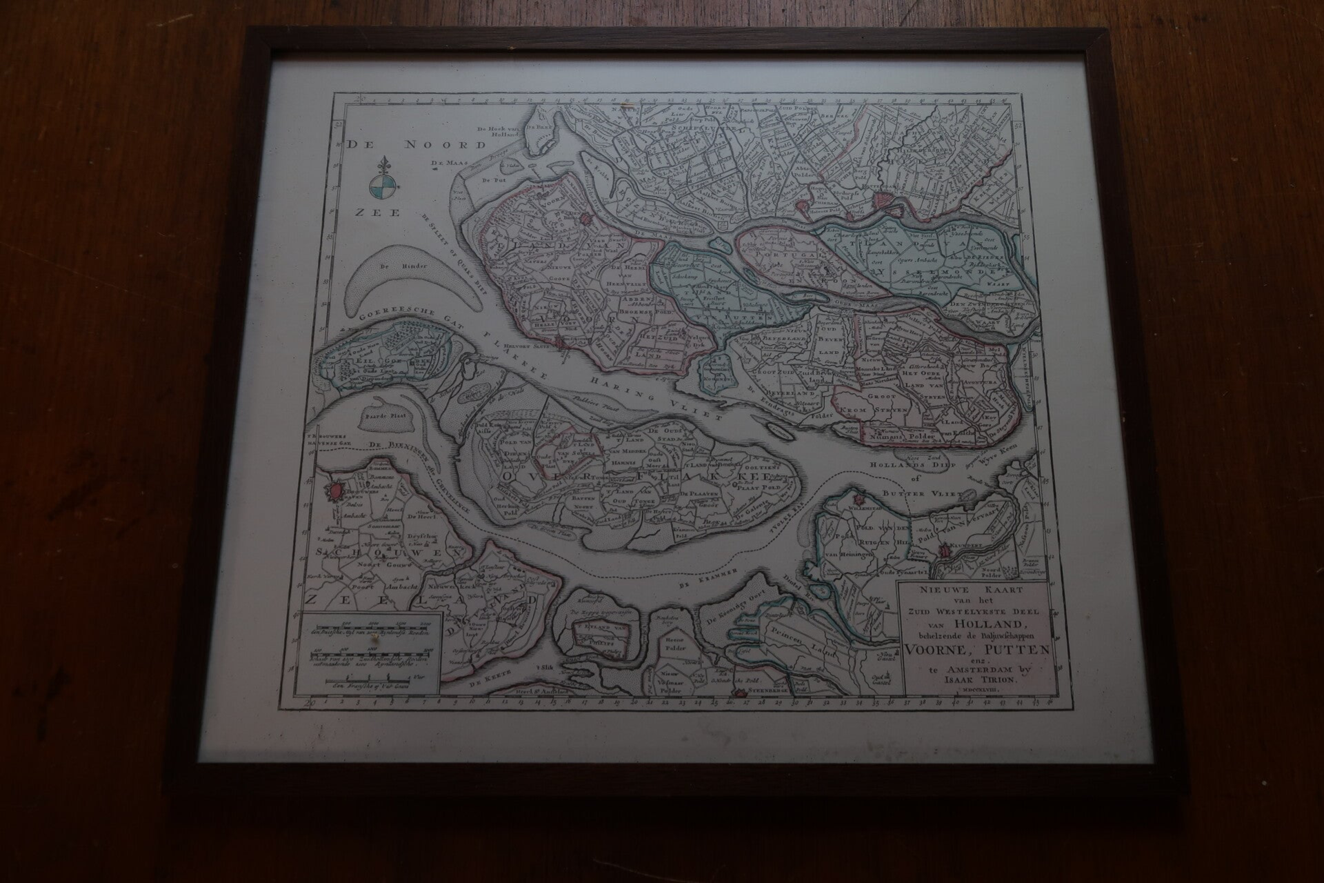 Nieuwe Kaart van Voorne-Putten – Historische Illustratie in Kleur