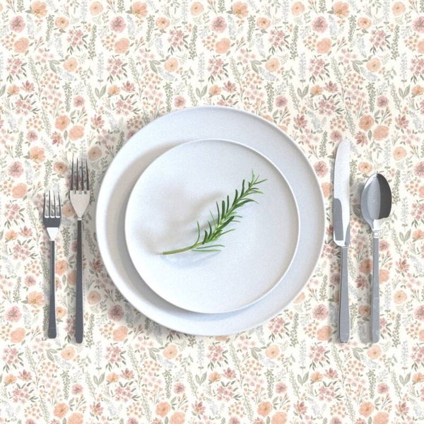 NAPPE DE DESIGNER POUR 2: FLEURS SAUVAGES