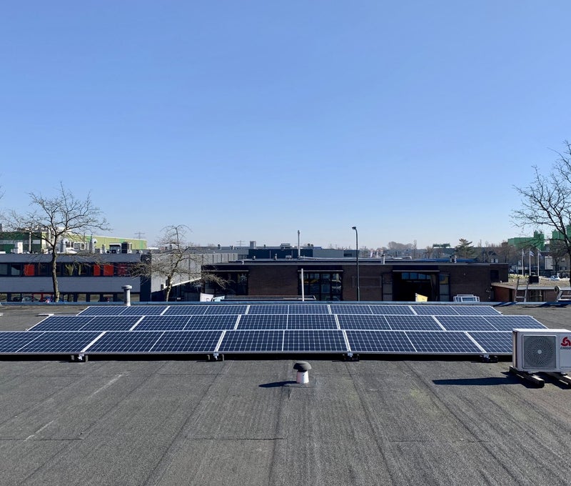 Zonnepanelen-op-bedrijfspand-sundriven-amersfoort-veenendaal