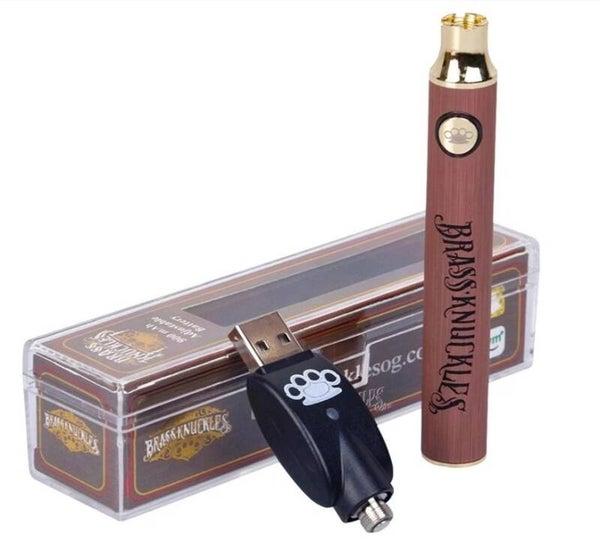 BRASS KNUCKLES BATTERY - WOOD