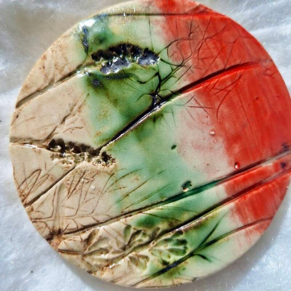Wild flower wall plate
