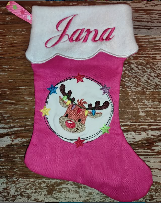 gestickter Weihnachtsstiefel mit Name und Bild