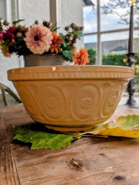 Engelse Mason Cash mengkom (klein model)