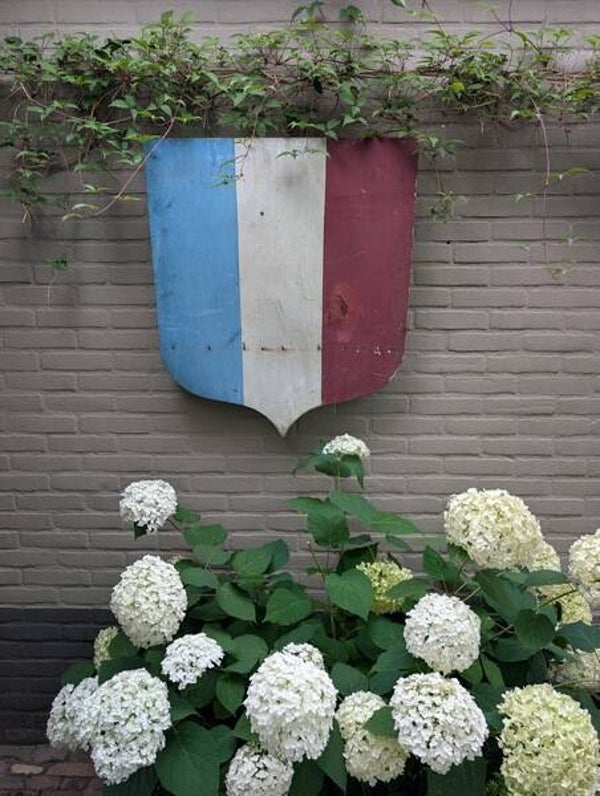 Franse houten vlaggenstokhouder