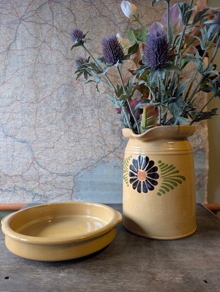 Frans brocante geel aardewerken schaaltje