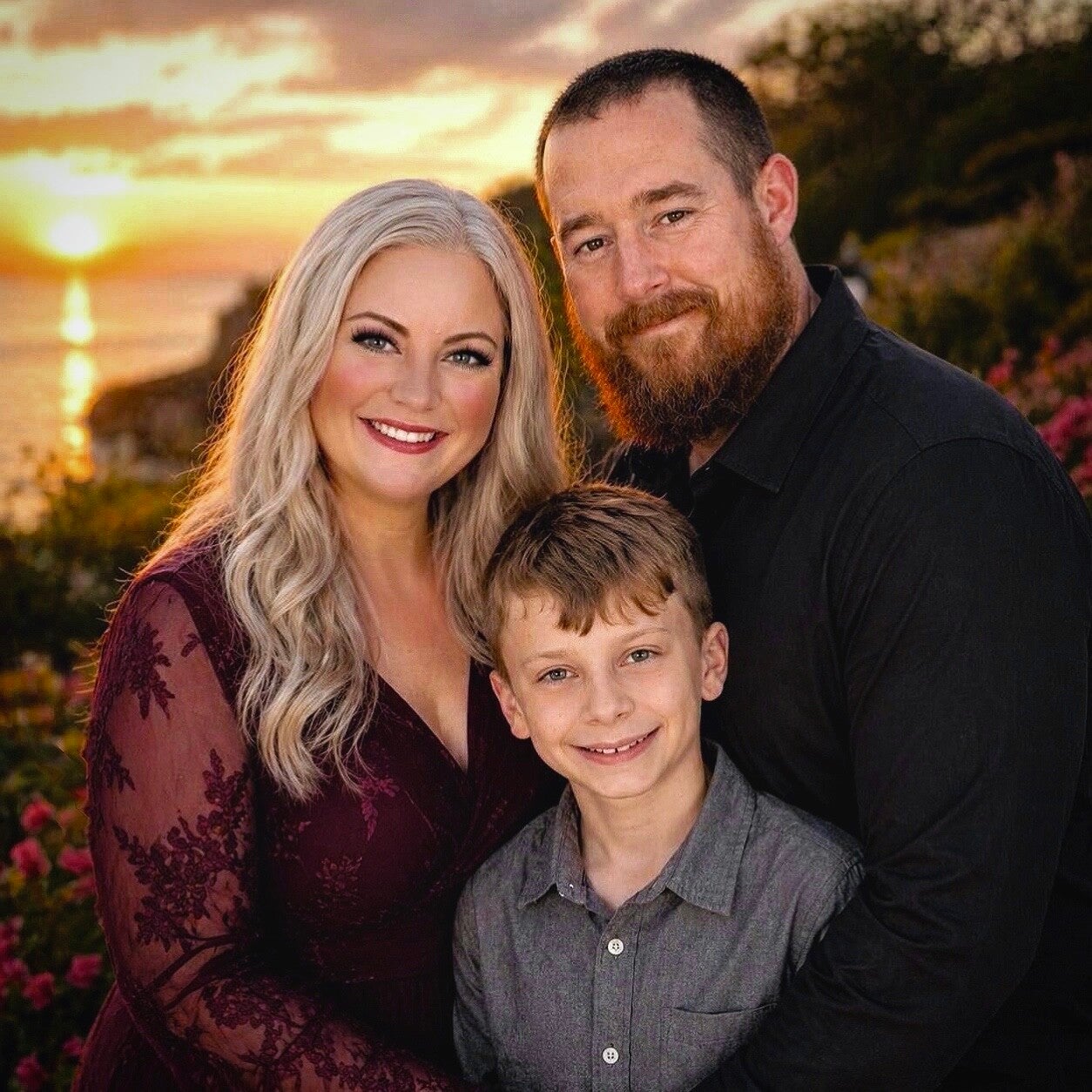 sonya summey miller miss south carolina pageant united states air force singer and performer author creator of stardust dreams jewelry supernoval series books about healing and resilience rebuilding motivation confidence discipline