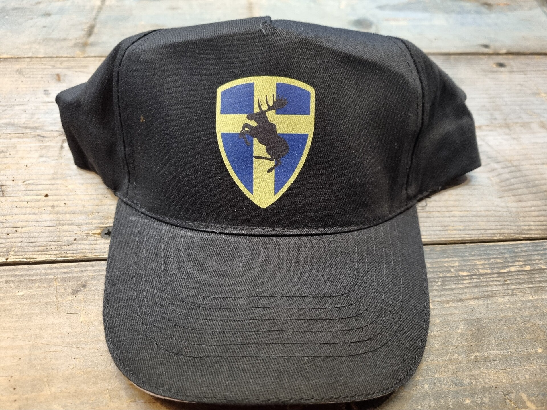 Cap Zweedse vlag prancing moose