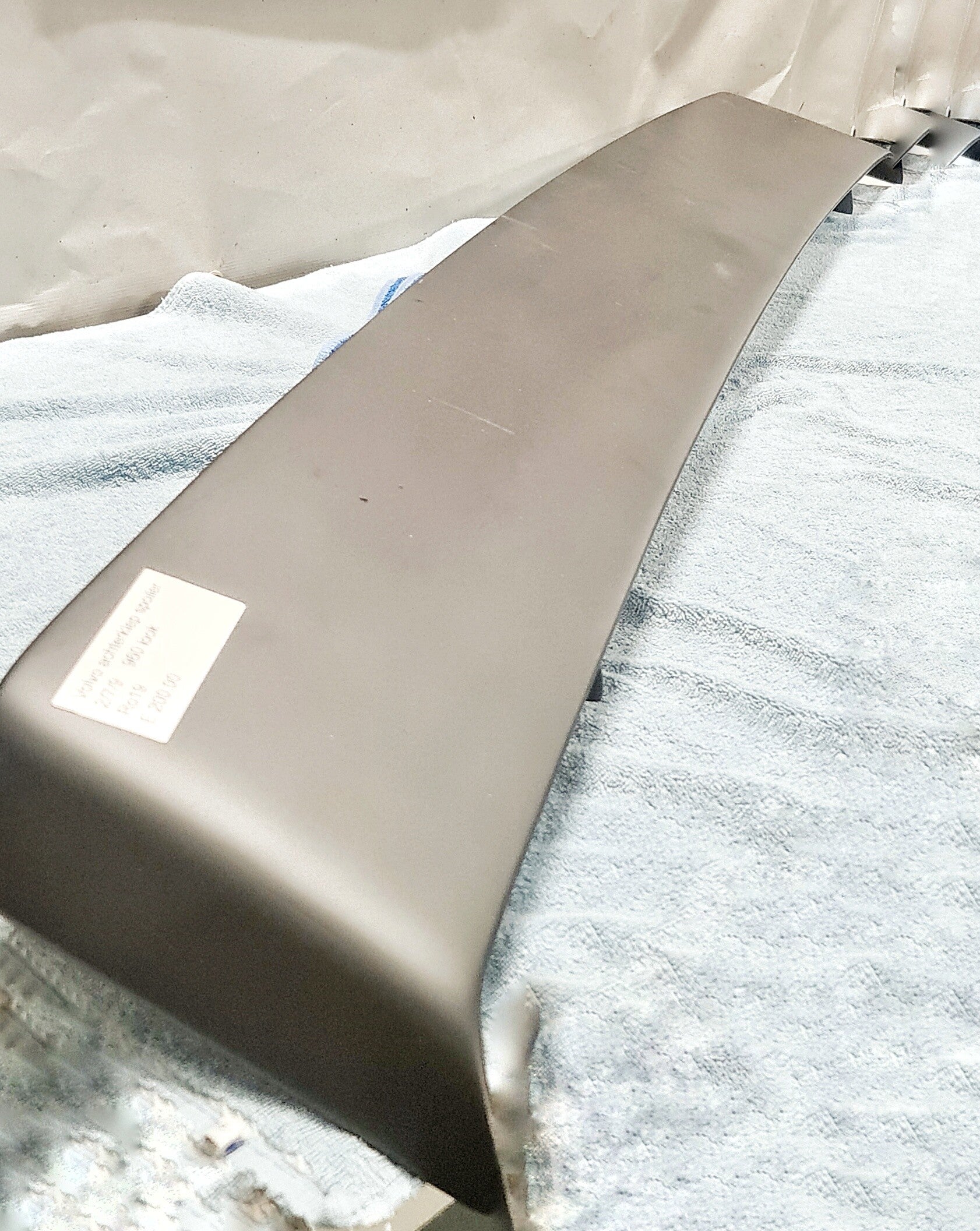 Achterklep spoiler 900 A klasse artikelnummer R019