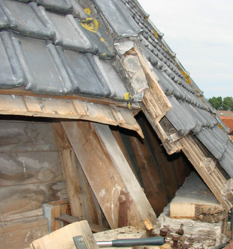 Dakrenovatie Hervormde Kerk Stad aan 't Haringvliet