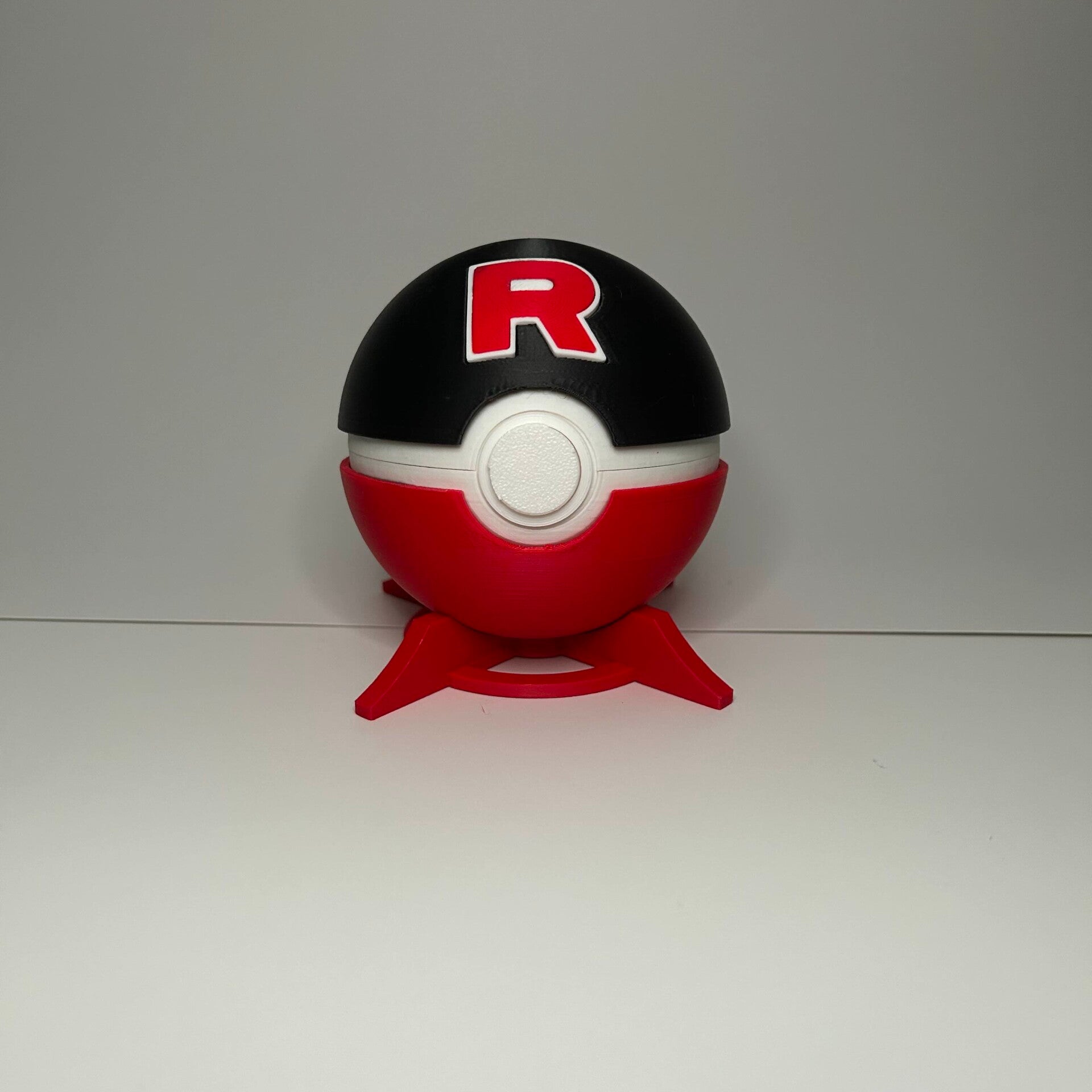 Team Rocket Storage Ball