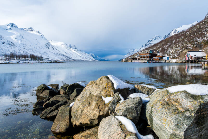 prachtigfjord-standard-32sfxr.jpg