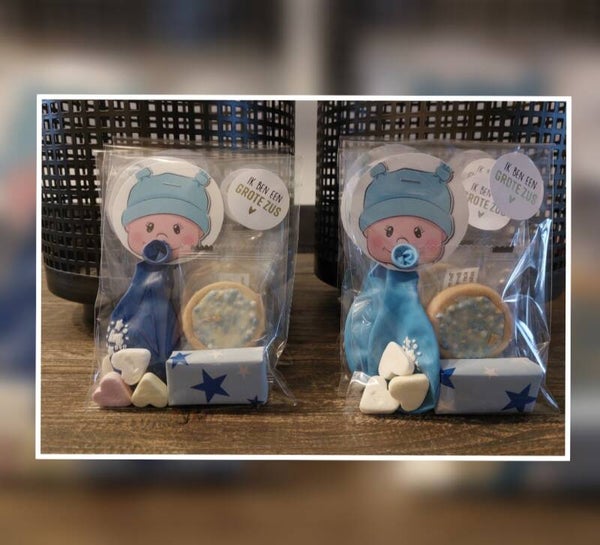 Geboorte traktatie jongen + ingepakt doosje snoep