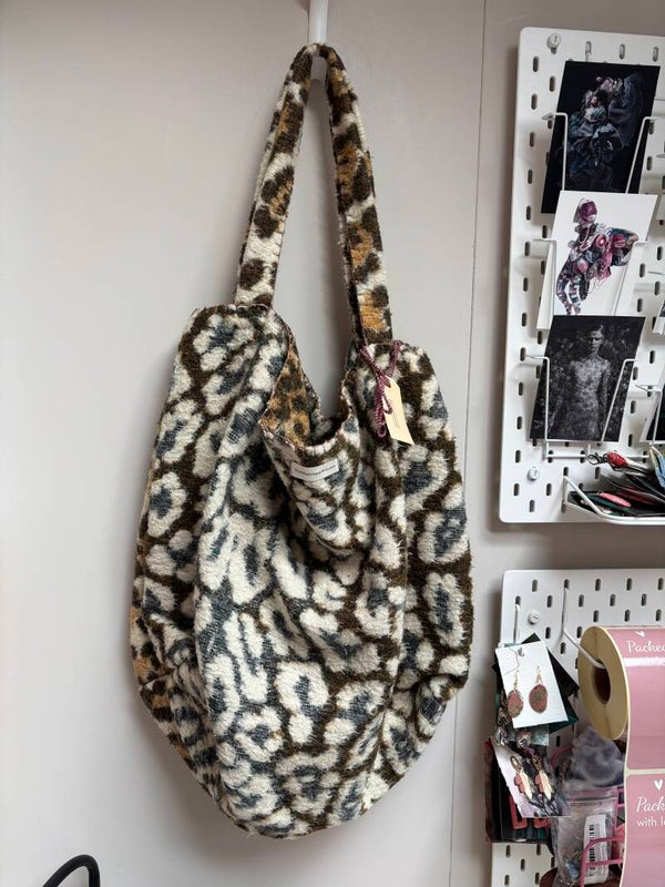Mombag 034