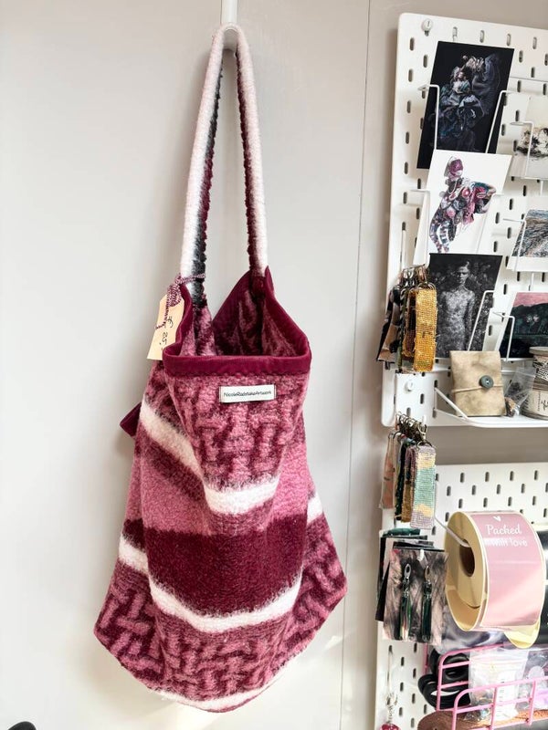 Tas 016