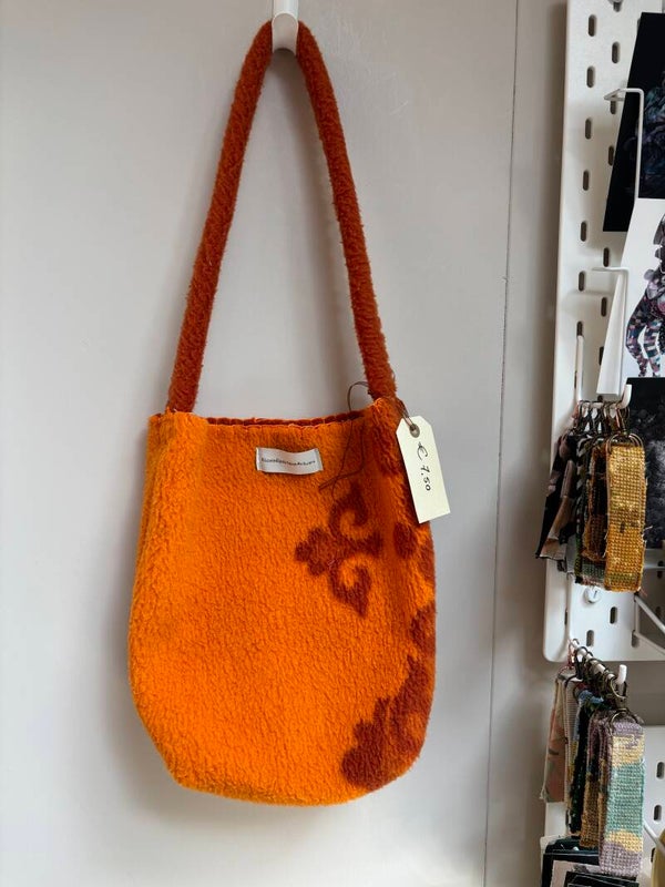 Tas 022