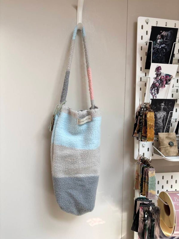 Tas 027