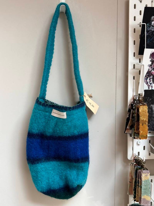 Tas 023