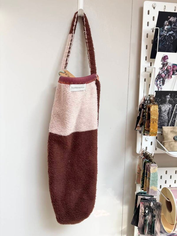 Tas 011