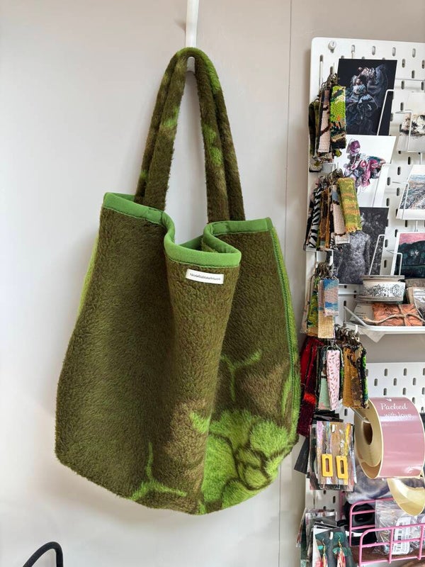 Mombag 075