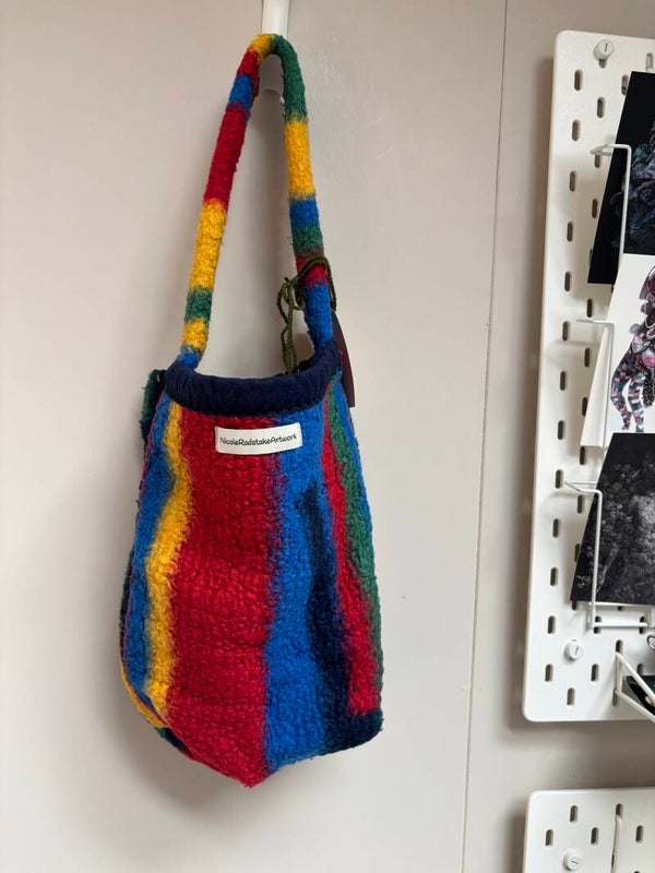 Tas 002