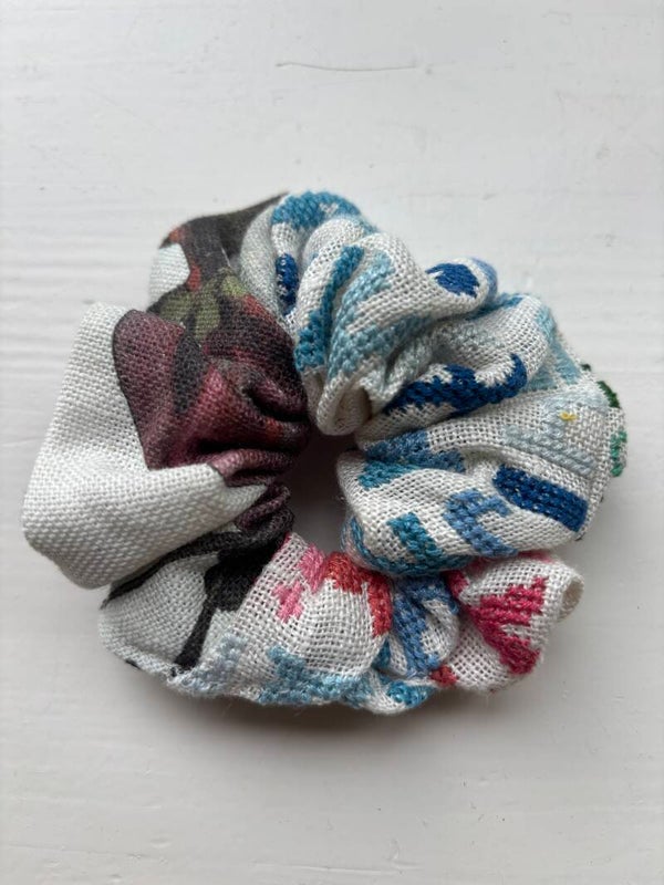 Scrunchie 011