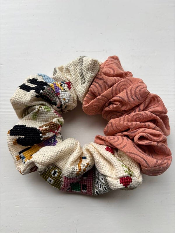 Scrunchie 018