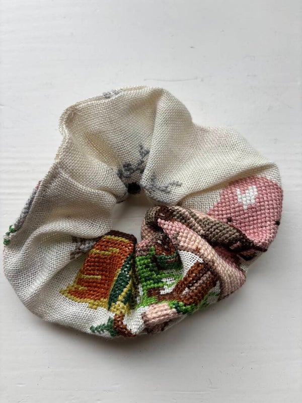 Scrunchie 022
