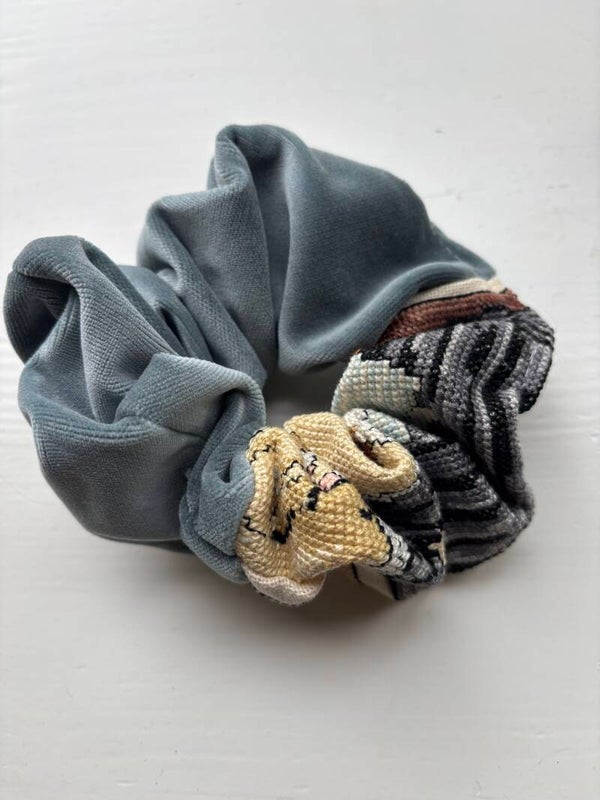 Scrunchie 024