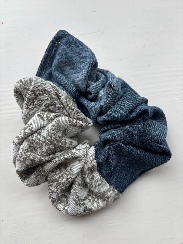 Scrunchie 038