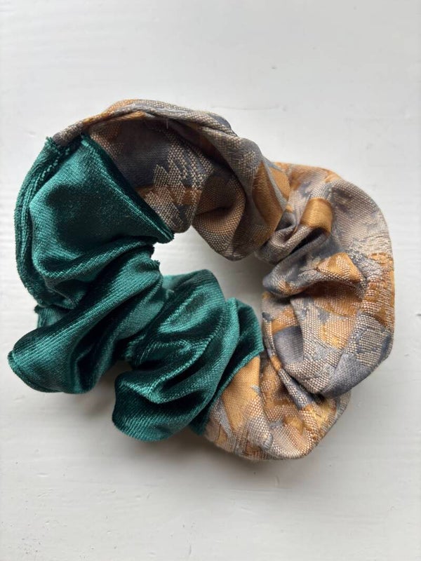 Scrunchie 042