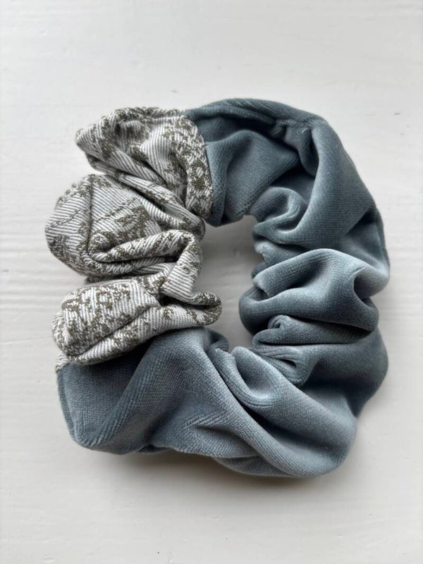 Scrunchie 093
