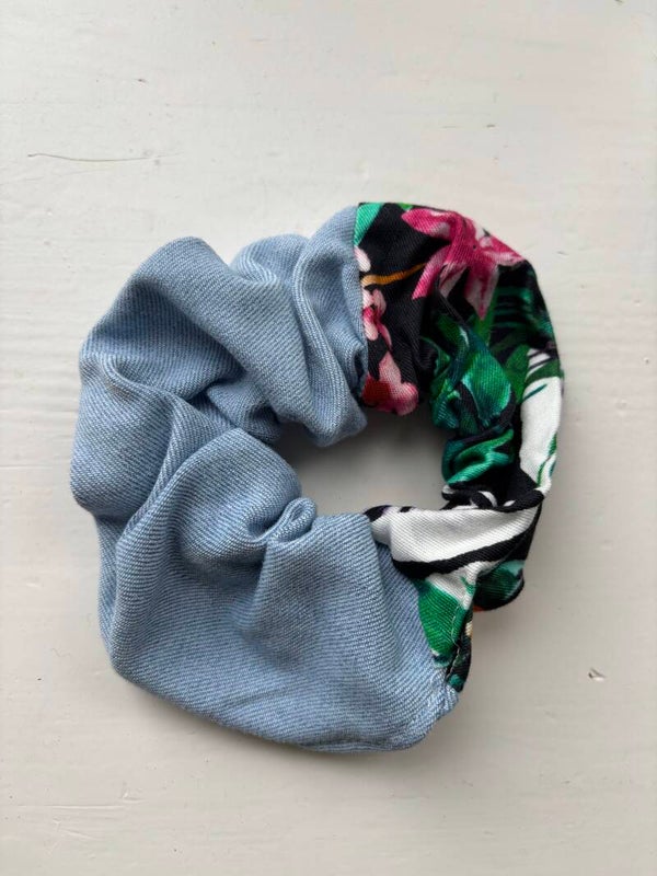 Scrunchie 085