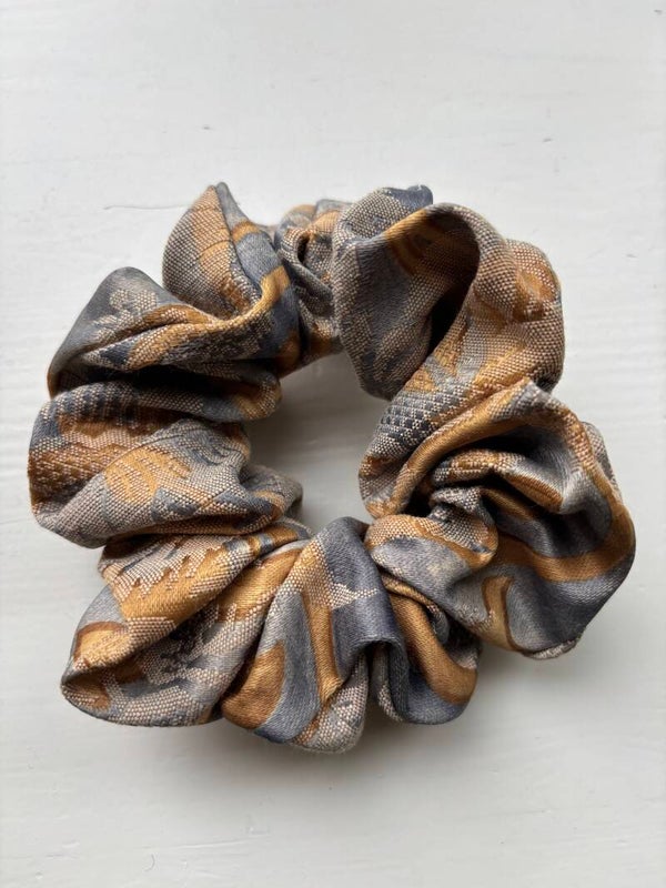 Scrunchie 082