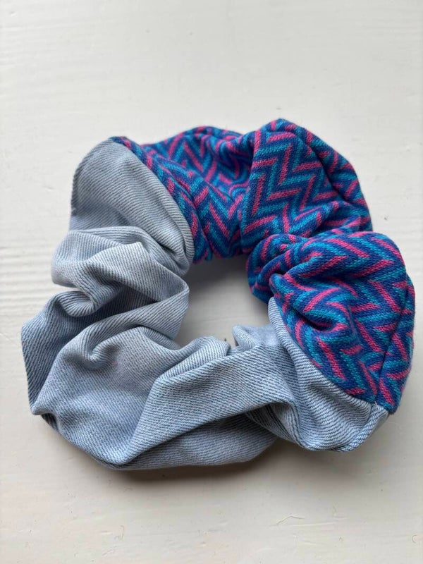 Scrunchie 069