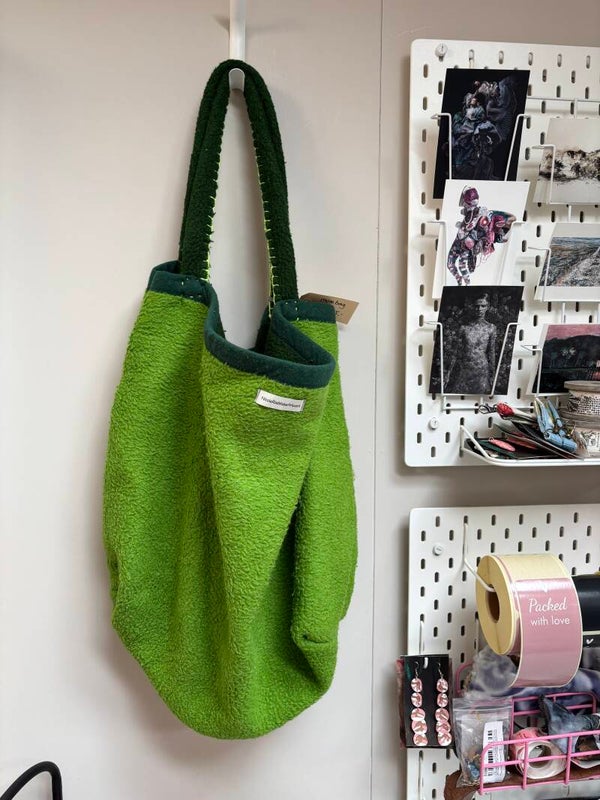 Mombag 011