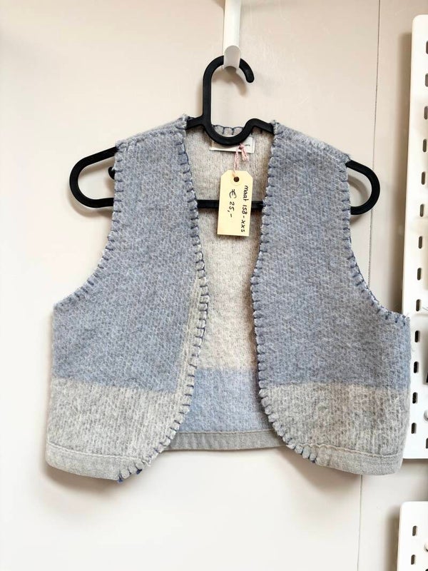 Bodywarmer grijs blauw maat 158-XXS
