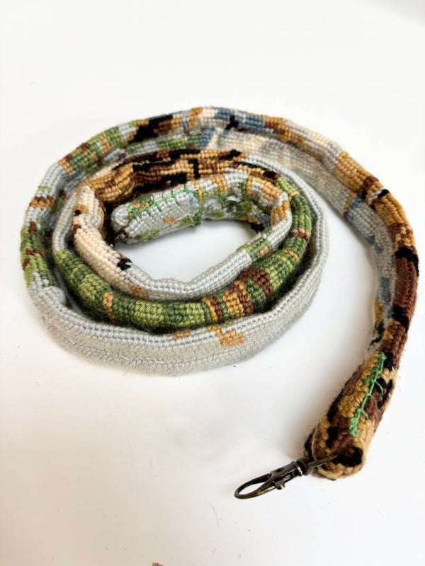Strap 014