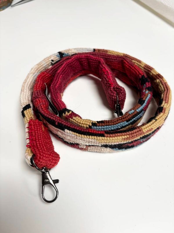 Strap 009