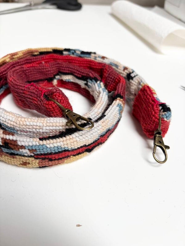 Strap 010